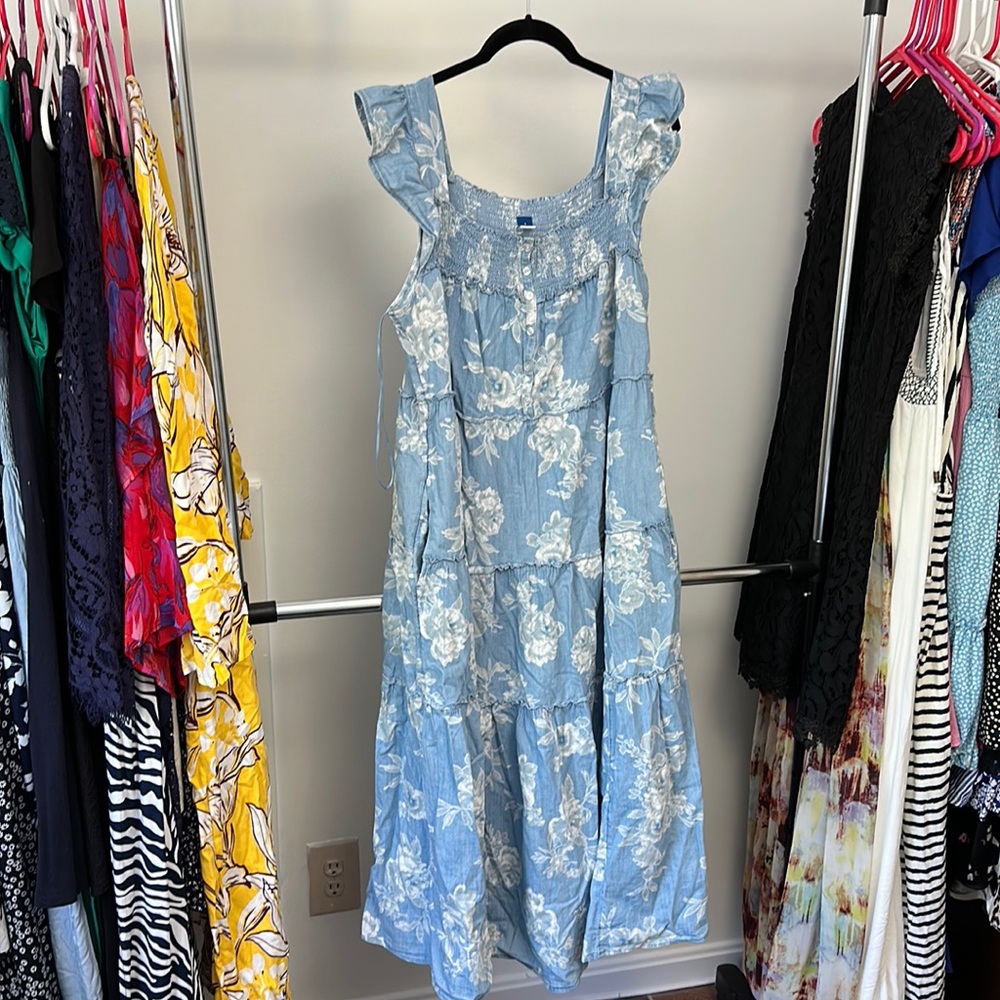 Women’s maxi dress